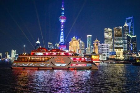 Private Shanghai Night River Cruise and Hot Pot Dining Experience