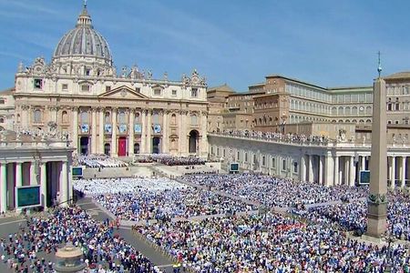 Papal Audience Experience with Tour guide