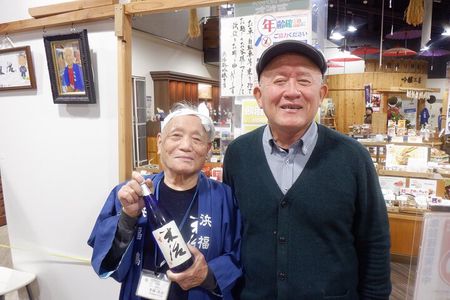 KOBE : Visit 5 block Nada Sake Breweries w/Private Van (1-6 pax)