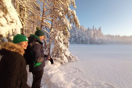 Hiking tour in Nuuksio National Park with meal and snacks
