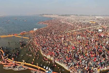 Day Trip from Varanasi to Triveni Sangam: A Sacred Day in Prayag