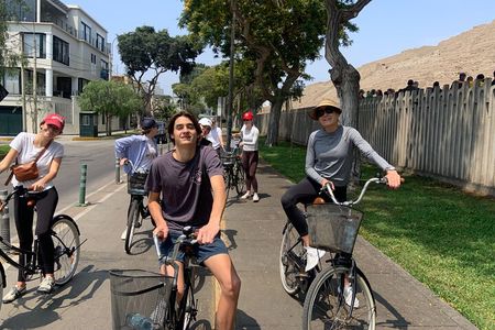 Bike ride in Lima