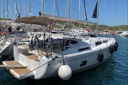 Full Day Private Luxury Sailing Cruise in North or South Thassos