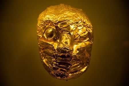 The Museum of Gold with a Specialized Social Scientist 