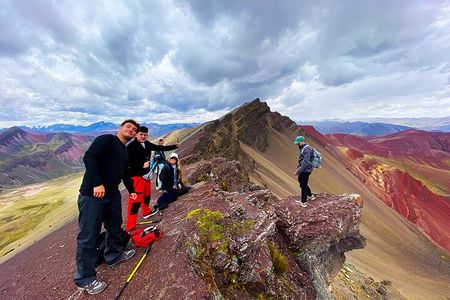 Private Tour Rainbow Mountain And Red Valley Lunch