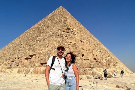Private Half Day Giza Pyramids & Camel &Lunch &Shopping