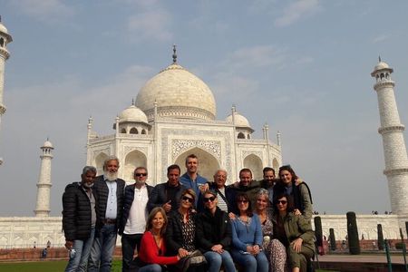 Sunrise Taj Mahal Tour From Delhi