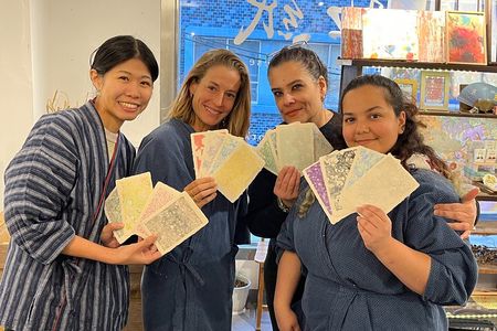 【Tokyo/Asakusa】Traditional Japanese Washi Papermaking experience