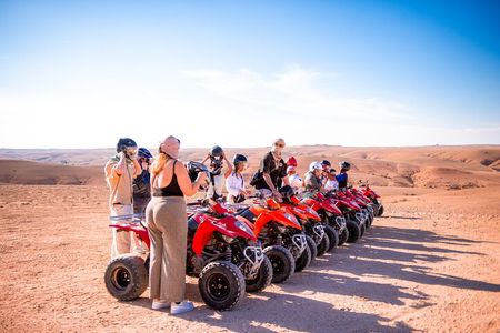 Quad Camel Ride and Dinner Show in Agafay