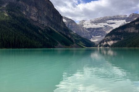 Lake Louise, Moraine Lake, Emerald Lake and Johnston Canyon Tour