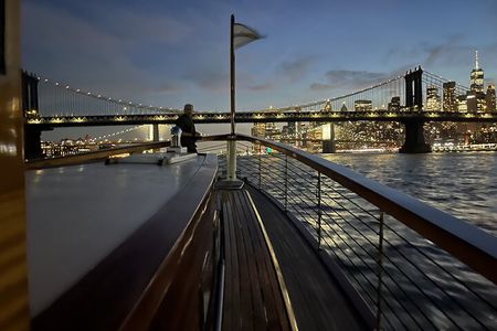 New York City Bright Lights Skyline Cruise on Yacht