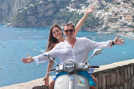 Discover the Magic of the Amalfi and Sorrento Coast by Vespa
