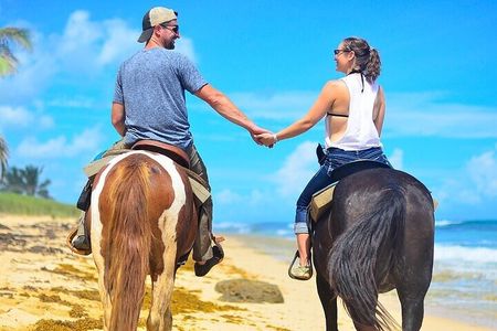HorseBack Rinding to Macao Beach