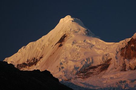 Nevado Tocllaraju Expedition 6,034 m Climb the Cordillera Blanca