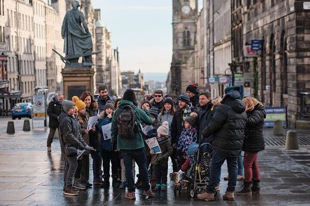 Private Edinburgh Family Walking Tour