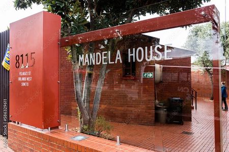 Explore Soweto 8 Hour Tour with Lunch and Museum Visit