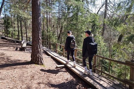 Hiking in Sigulda - the Switzerland of Latvia