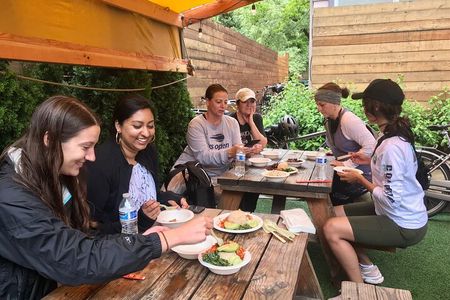 Food Carts of Portland Bike Tour: local flavors and stories