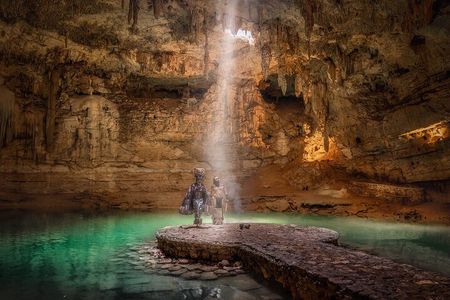Chichen itza with suytun and ik kil cenote with round transfer