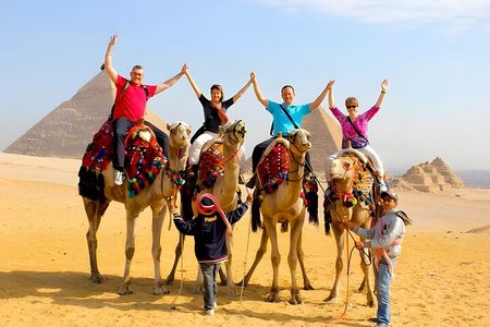 Private Full-Day Tour to Pyramids of Giza,Sakkara and Memphis 