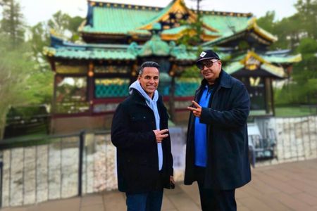 Tokyo: Locals Secret Shrine Tour // Walk with a Guide