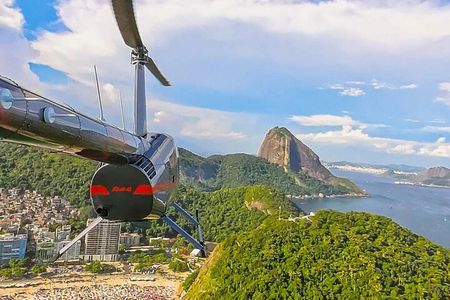 Rio de Janeiro: Helicopter flight in Christ the Redeemer