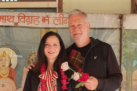 Hawa Mahal and Pink City Private Flower Tour in Jaipur