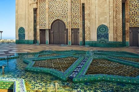 Casablanca Highlights Tour: From Royal Palaces to Rick’s Café