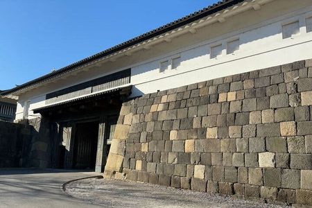 Tokyo Imperial Palace with Kagurazaka Alley Tour