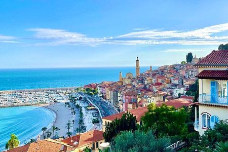 Walking Tour in the Old Town of Menton France