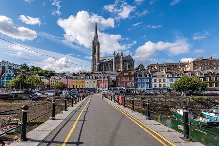 Blarney Kinsale & Cobh Private Tour with Sedan Vehicle