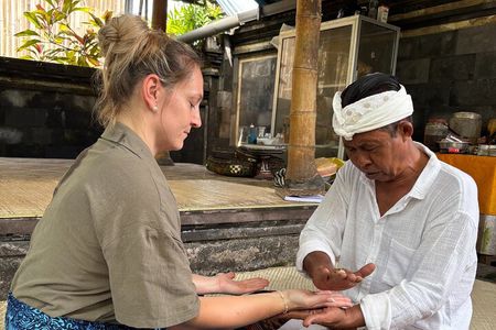 Spiritual Purification and Local Healer Visit Tour (ALL INCLUDED)