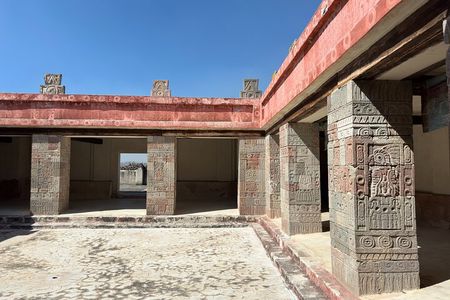 Teotihuacan Tour with Basilica of Guadalupe and Tlatelolco