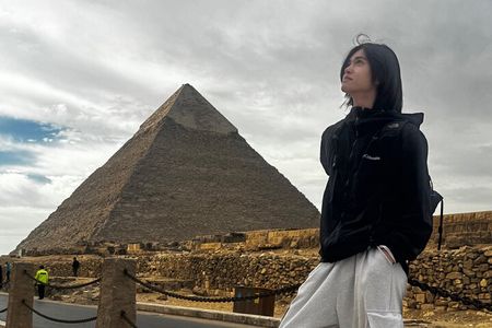 Private Tour Giza Pyramids, Memphis, Saqqara, inside Tombs, Lunch