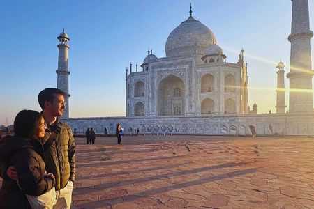Private Taj Mahal Sunrise Agra Trip From Delhi with 5* Breakfast 