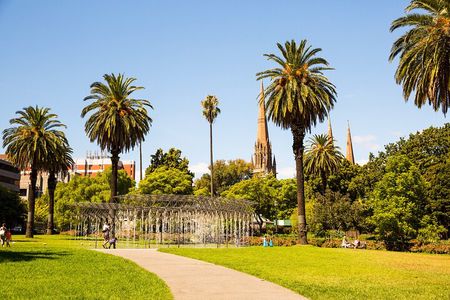 East Melbourne Walking Tours