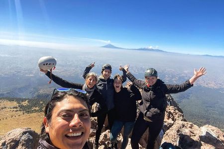 Hiking Activity to the Top of La Malinche from Puebla