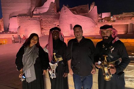 VIP Riyadh Private Tour: Al-Diriyah & Bujairi & Boulevard