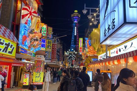Night Soul Food Tour in Shinsekai with a local guide