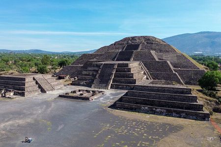 Teotihuacan Early Access Guided Tour with optional Lunch