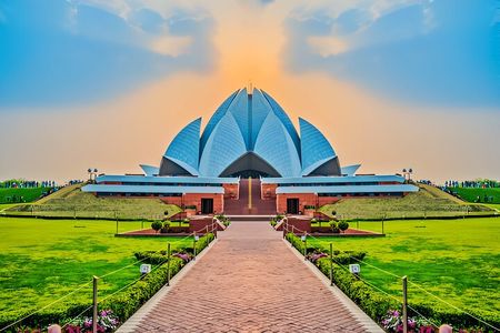 Full Day Old and New Delhi City Tour by Priavte Car