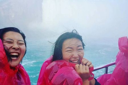 Niagara Falls Day Tour from Toronto with Boat Cruise and Lunch