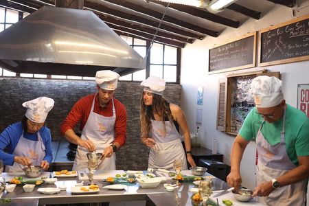 Cusco Cooking Class - Bilingual 12:00 -1:30 pm