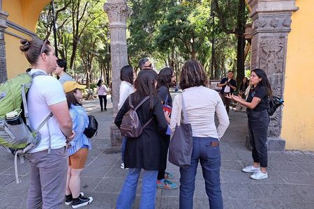 Guided tour of the Coyoacán neighborhood and the Leon Trotsky museum