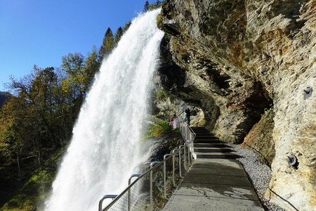 Guided tour - Hardangerfjord, Eidfjord & 3 Great Waterfalls