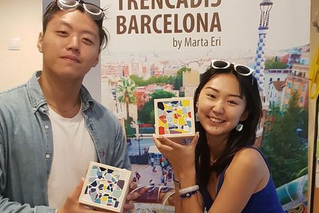 Gaudí-inspired Mosaic Workshop next to Park Güell