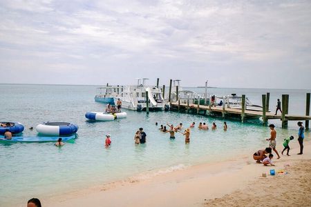 Nassau: Rose Island Perfect Beach Day Group Getaway