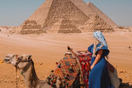 Private Tour Cairo Museum Giza Pyramids by round Plane from Sharm