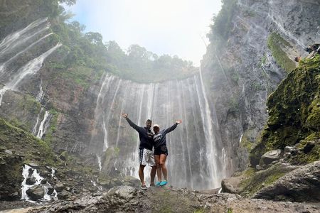 4 Days Yogyakarta to Bali through Tumpaksewu, Bromo, Ijen Tour