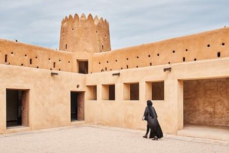 From Doha: North of Qatar Guided Tour with Transfers